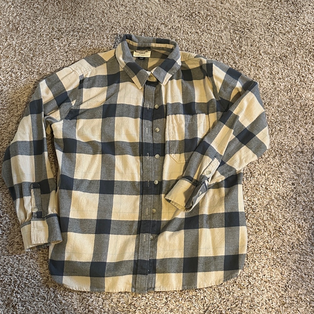 American Eagle Outfitters Black and Cream Plaid Shirt